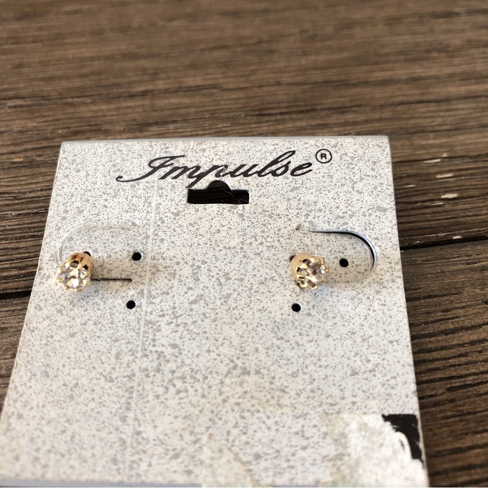 Impulse "diamond/Crystal" post earrings